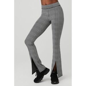 ALO YOGA Jacquard High Waist Glenplaid Flutter Legging Womens Medium Black White